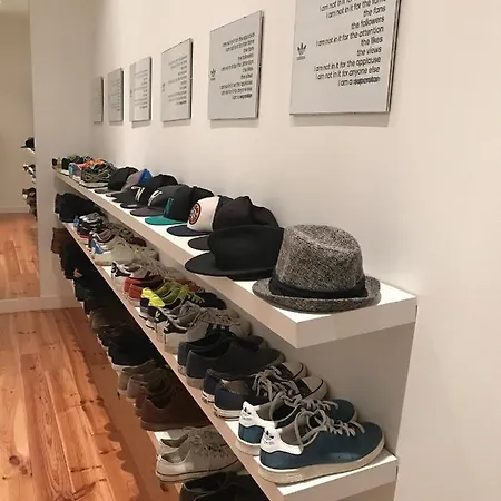 Apartment Center Boutique
